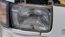 Load image into Gallery viewer, Headlight Lamp Assembly INFINITI QX4 1998 - NW398936