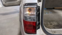 Load image into Gallery viewer, TAIL LIGHT LAMP ASSEMBLY Infiniti QX4 97 98 99 00 Left - NW404799