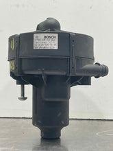Load image into Gallery viewer, AIR INJECTION PUMP SMOG Mercedes CLK550 E350 SL550 S450 S550 06 07 08 09 10 11 - NW392020