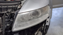 Load image into Gallery viewer, HEADLIGHT LAMP ASSEMBLY Audi A6 05 06 07 08 Left - NW398910