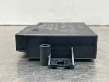 Load image into Gallery viewer, BLIND SPOT CONTROL MODULE COMPUTER Jaguar XF XFR 10 11 12 13 14 15 - NW33026