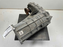 Load image into Gallery viewer, TRANSFER CASE Audi Q7 2011 11 2012 12 2013 13 2014 14 2015 15 - NW404526