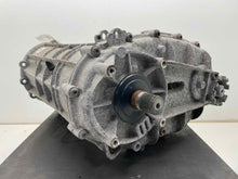 Load image into Gallery viewer, TRANSFER CASE Audi Q7 2011 11 2012 12 2013 13 2014 14 2015 15 - NW404526