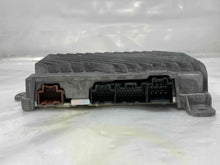 Load image into Gallery viewer, Radio Chevrolet Tahoe 2015 - NW401768