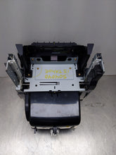 Load image into Gallery viewer, Radio Chevrolet Tahoe 2015 - NW401769