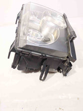Load image into Gallery viewer, HEADLIGHT LAMP ASSEMBLY Range Rover 2003 03 2004 04 2005 05 Right - NW103525