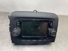 Load image into Gallery viewer, Radio FIAT 500 2014 - NW401910