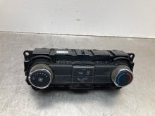 Load image into Gallery viewer, Temperature Controls Ford Explorer 2017 - NW398706