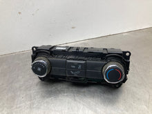 Load image into Gallery viewer, Temperature Controls Ford Explorer 2017 - NW398706