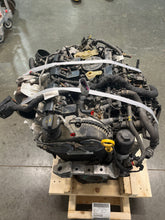 Load image into Gallery viewer, Engine Motor Volkswagen Tiguan 2019 - NW395854