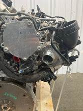 Load image into Gallery viewer, Engine Motor Volkswagen Tiguan 2019 - NW395854