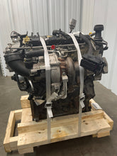 Load image into Gallery viewer, Engine Motor Volkswagen Tiguan 2019 - NW395854