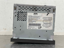Load image into Gallery viewer, RADIO Saab 9-3 2000 00 2001 01 2002 02 2003 03 - NW402043