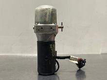 Load image into Gallery viewer, CONVERTIBLE TOP MOTOR Beetle 2003 03 2004 04 2005 05 06 07 08 09 10 - NW50253
