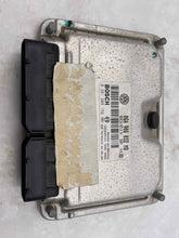 Load image into Gallery viewer, ECU ECM COMPUTER Volkswagen Beetle 2004 04 2005 05 Auto - NW62669
