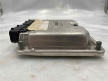 Load image into Gallery viewer, ECU ECM COMPUTER Volkswagen Beetle 2004 04 2005 05 Auto - NW62669