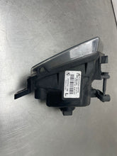 Load image into Gallery viewer, FOG LIGHT 550i 528i 535i 2008 08 2009 09 2010 10 left - NW407473
