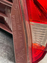 Load image into Gallery viewer, TAIL LIGHT LAMP ASSEMBLY FX Series FX35 FX50 QX70 2009-2017 Left - NW408297