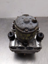 Load image into Gallery viewer, ABS Pump Cadillac Eldorado 2000 - NW408368