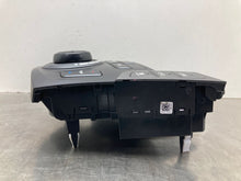Load image into Gallery viewer, Temperature Controls Hyundai Santa Fe 2019 - NW409500