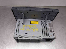 Load image into Gallery viewer, Radio Jaguar X type 2004 04 2005 05 06 07 08 AM FM - NW409793
