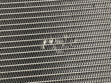 Load image into Gallery viewer, RADIATOR BMW 540i 740i 750i 1999 99 00 01 02 03 - NW409752