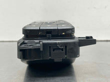 Load image into Gallery viewer, Temperature Controls 2010 - NW410566