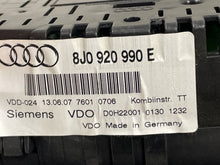 Load image into Gallery viewer, SPEEDOMETER CLUSTER Audi TT 2008 08 - NW159624