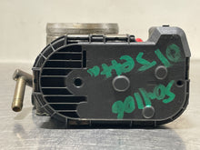 Load image into Gallery viewer, THROTTLE BODY BEETLE GOLF 2001 01 2002 02 03 04 05 2.0L - NW411256