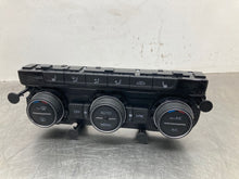 Load image into Gallery viewer, Temperature Controls Volkswagen Tiguan 2020 - NW411504