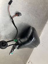 Load image into Gallery viewer, Side View Door Mirror Volkswagen Tiguan 2020 - NW411409