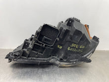 Load image into Gallery viewer, HEADLIGHT LAMP ASSEMBLY 325ci 325i 330ci 330i 330xi 04-06 Right - NW411507