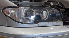 Load image into Gallery viewer, HEADLIGHT LAMP ASSEMBLY 325ci 325i 330ci 330i 330xi 04-06 Right - NW411507