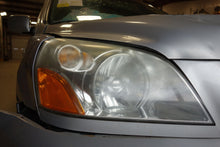 Load image into Gallery viewer, HEADLIGHT LAMP ASSEMBLY Honda Pilot 2003 03 2004 04 2005 05 Right - NW102971