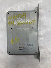 Load image into Gallery viewer, Computer Mitsubishi 3000GT 1994 - NW36669