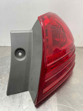 Load image into Gallery viewer, OUTER TAIL LIGHT LAMP Nissan Rogue 08 09 10 11 12 13 Right - NW412236