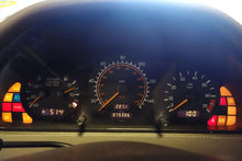 Load image into Gallery viewer, SPEEDOMETER CLUSTER C220 1994 94 1995 95 - NW160962