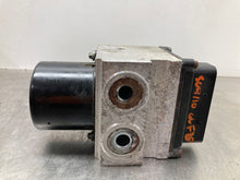 Load image into Gallery viewer, ABS Pump FORD F250SD PICKUP 2006 - NW412296