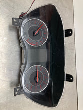 Load image into Gallery viewer, SPEEDOMETER CLUSTER Subaru Impreza 2017 17 2018 18 - NW412780