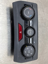Load image into Gallery viewer, Temperature Controls Subaru Impreza 2017 - NW412590