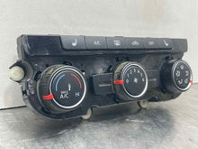 Load image into Gallery viewer, TEMPERATURE CONTROLS Tiguan 2013 13 2014 14 2015 15 - NW101643