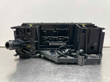 Load image into Gallery viewer, Temperature Controls Volkswagen Beetle 2014 - NW412591