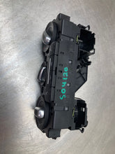 Load image into Gallery viewer, Temperature Controls Volkswagen Beetle 2014 - NW412591