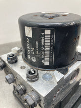 Load image into Gallery viewer, ABS Pump Volkswagen Beetle 2014 - NW412300