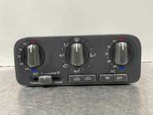 Load image into Gallery viewer, Temp Climate AC Heater Control Volvo V70 S70 1999 99 2000 00 2001 01 02 03 04 - NW101672