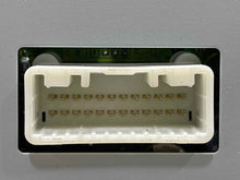 Load image into Gallery viewer, Info-Gps Screen INFINITI G37 2009 - NW413287