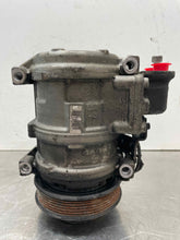 Load image into Gallery viewer, AC COMPRESSOR Mercedes SL500 1997 97 1998 98 - NW413657