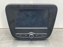 Load image into Gallery viewer, Info-Gps Screen Chevrolet Equinox 2018 - NW413874