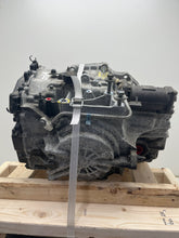 Load image into Gallery viewer, Transmission Chevrolet Equinox 2018 - NW414125