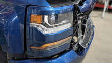 Load image into Gallery viewer, HEADLIGHT LAMP ASSEMBLY Silverado 1500 Pickup 16 17 18 19 Right - NW414346